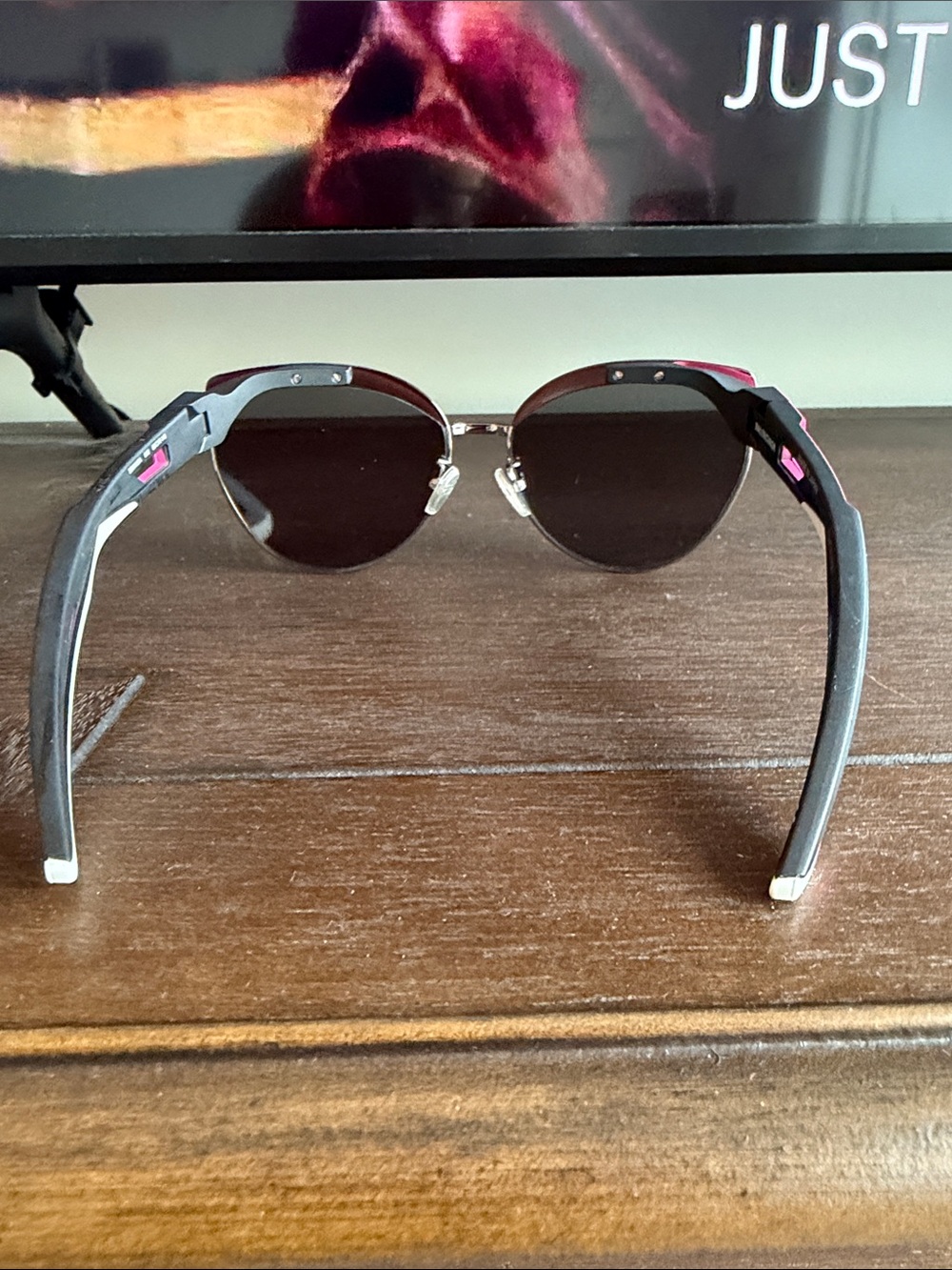 Balenciaga Women’s Sunglasses Black Lenses Pink white arms - Picture 5 of 5